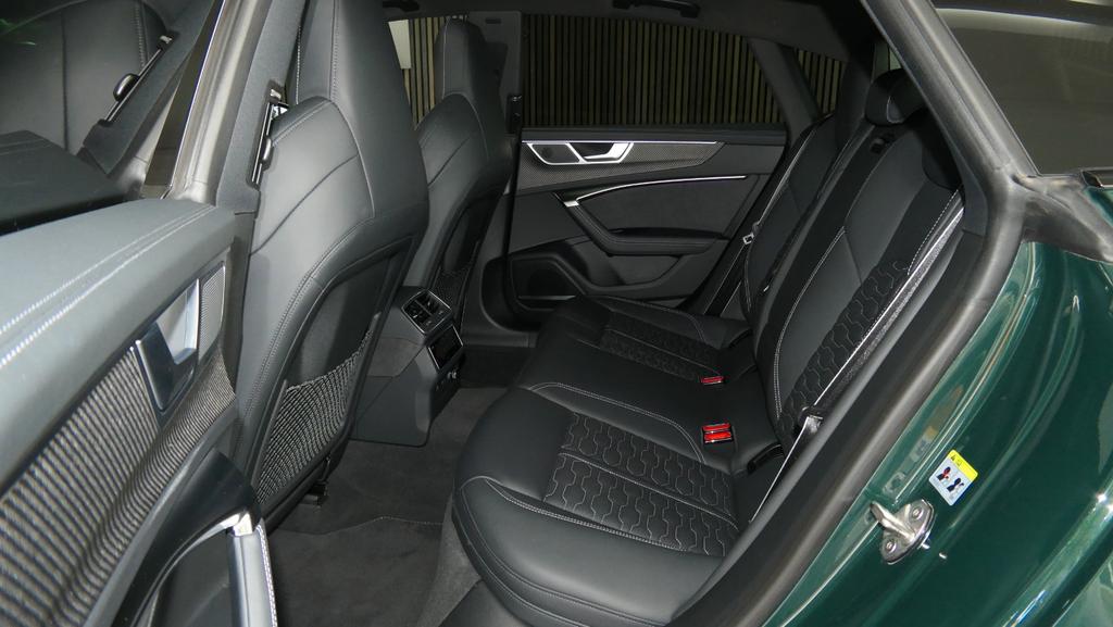 Audi RS7 2024 г. Зелёный, пробег 58000 км