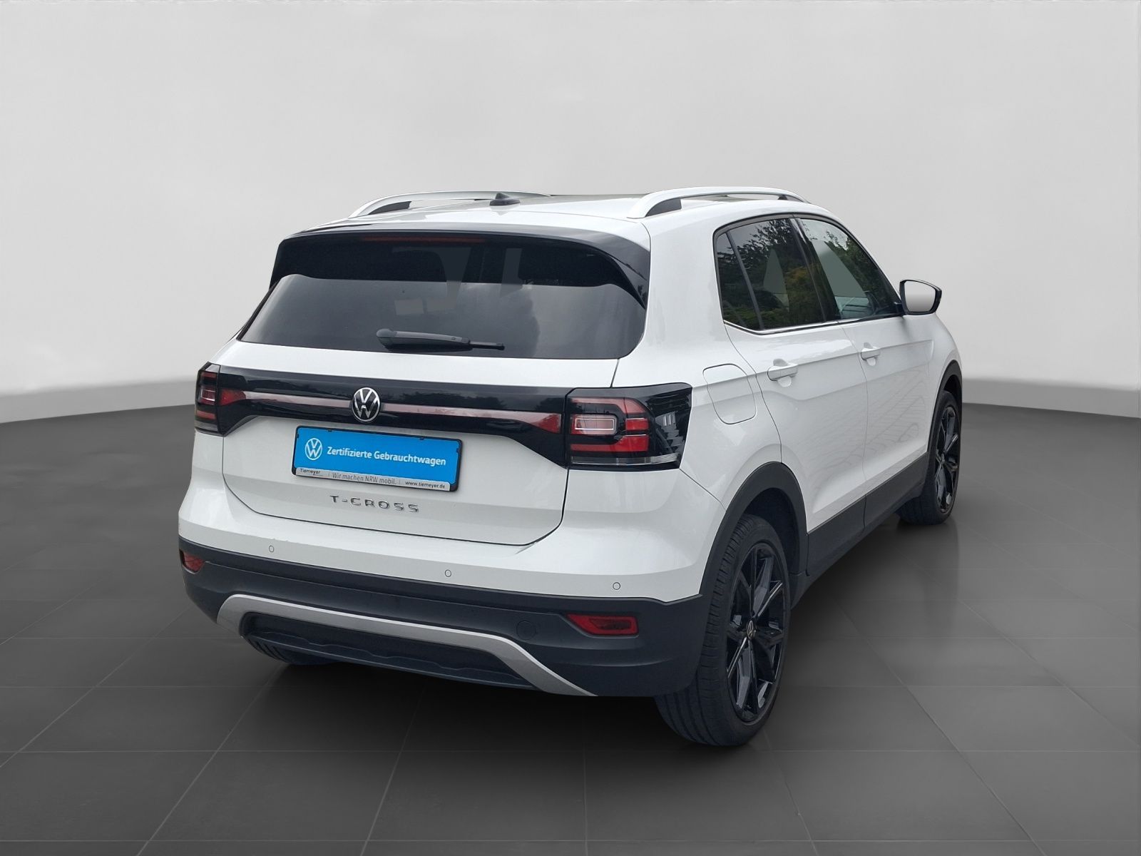 Volkswagen T-Cross 2022 г. Белый, пробег 40508 км