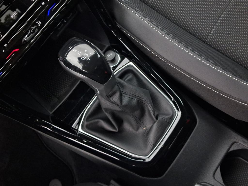 Volkswagen T-Cross 2022 г. Белый, пробег 40508 км