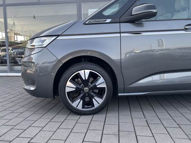 Volkswagen T7 MULTIVAN 2024 г. Серый, пробег 35880 км