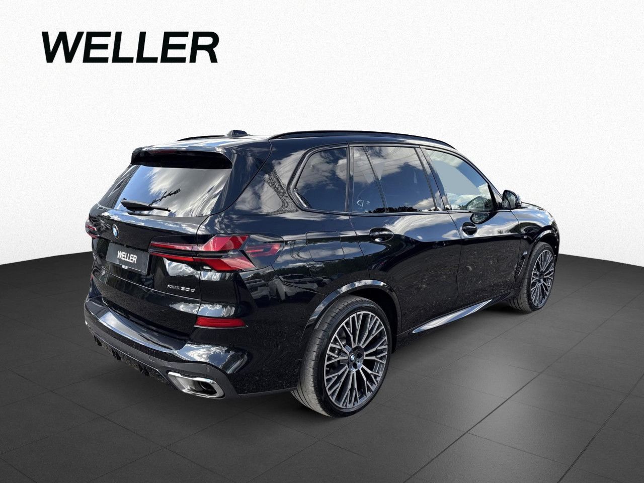 BMW X5 2025 г. Чёрный, пробег 36935 км