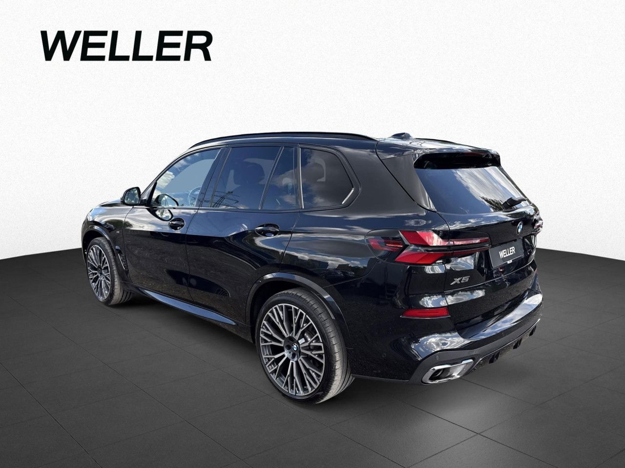 BMW X5 2025 г. Чёрный, пробег 36935 км