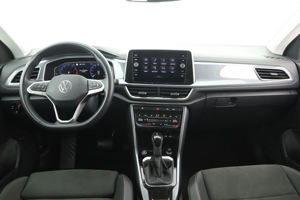 Volkswagen T-Roc 2022 г. Белый, пробег 54200 км