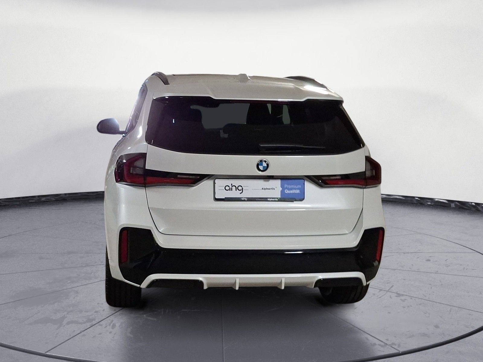 BMW X1 2023 г. Белый, пробег 44864 км