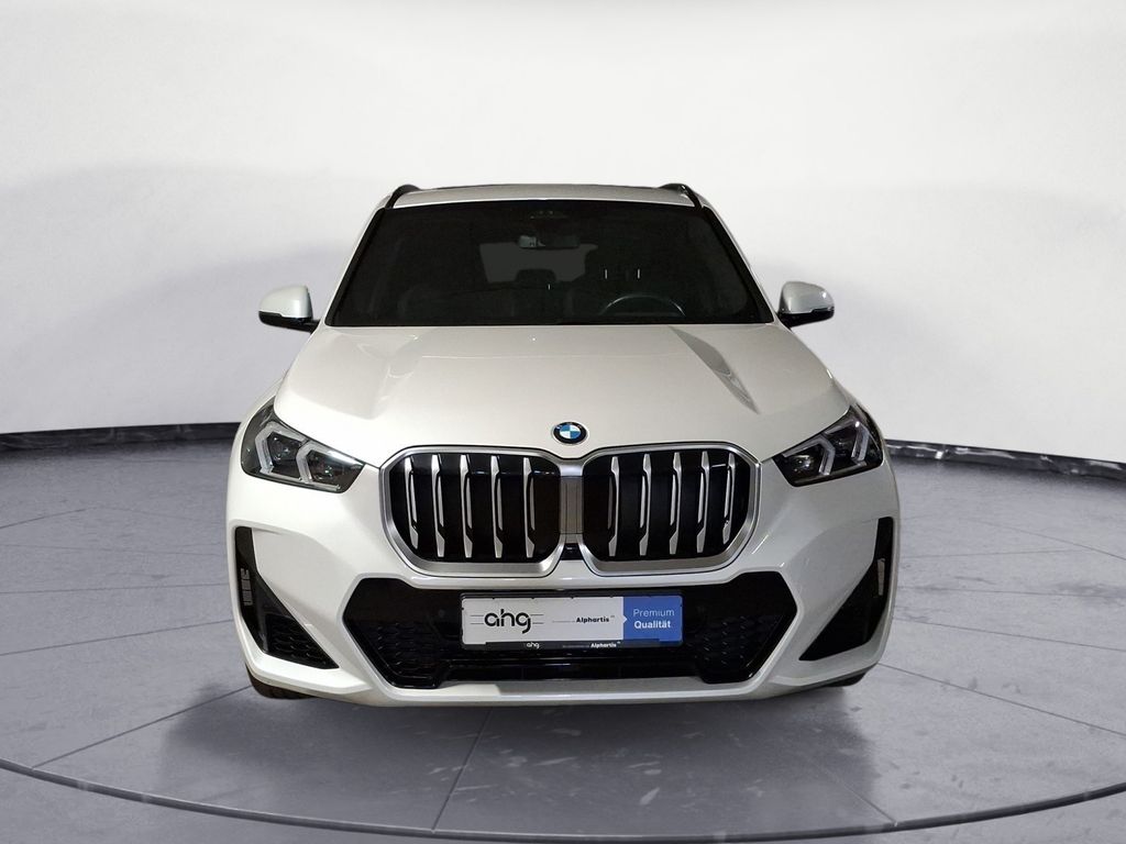 BMW X1 2023 г. Белый, пробег 44864 км