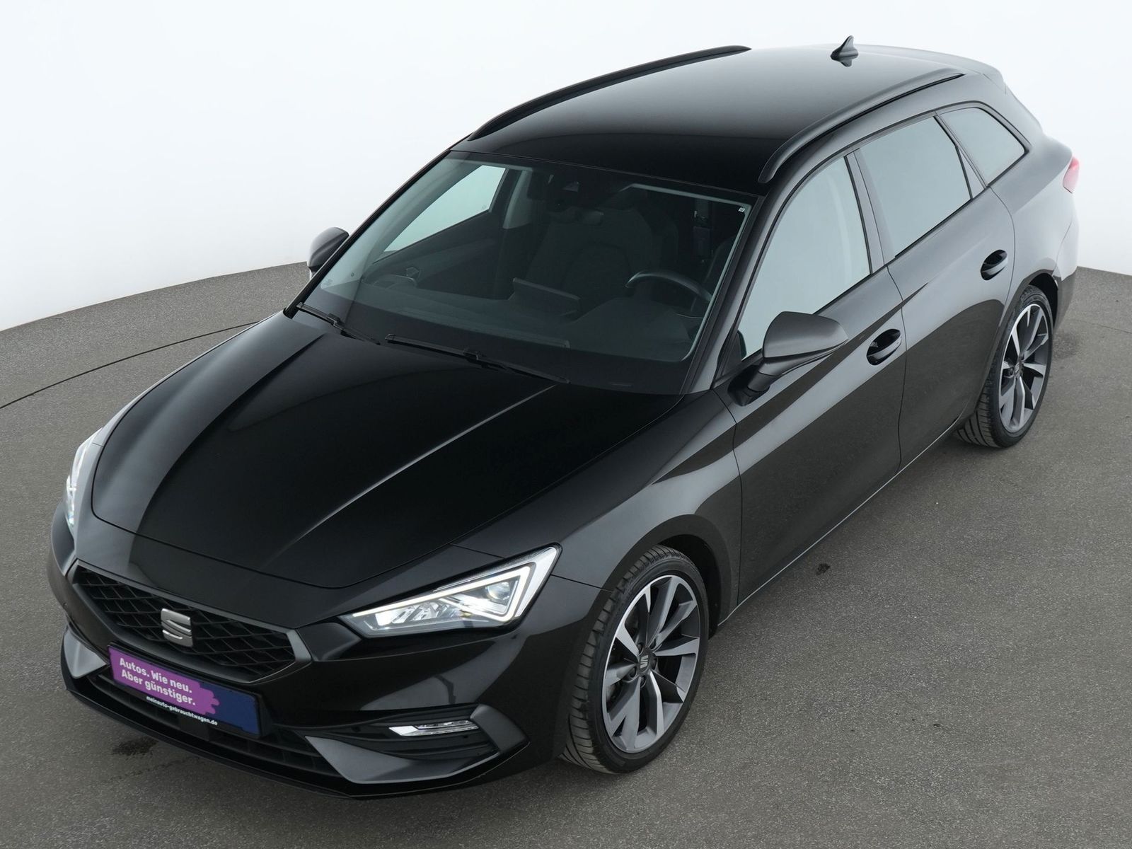 SEAT Leon 2021 г. Чёрный, пробег 50305 км