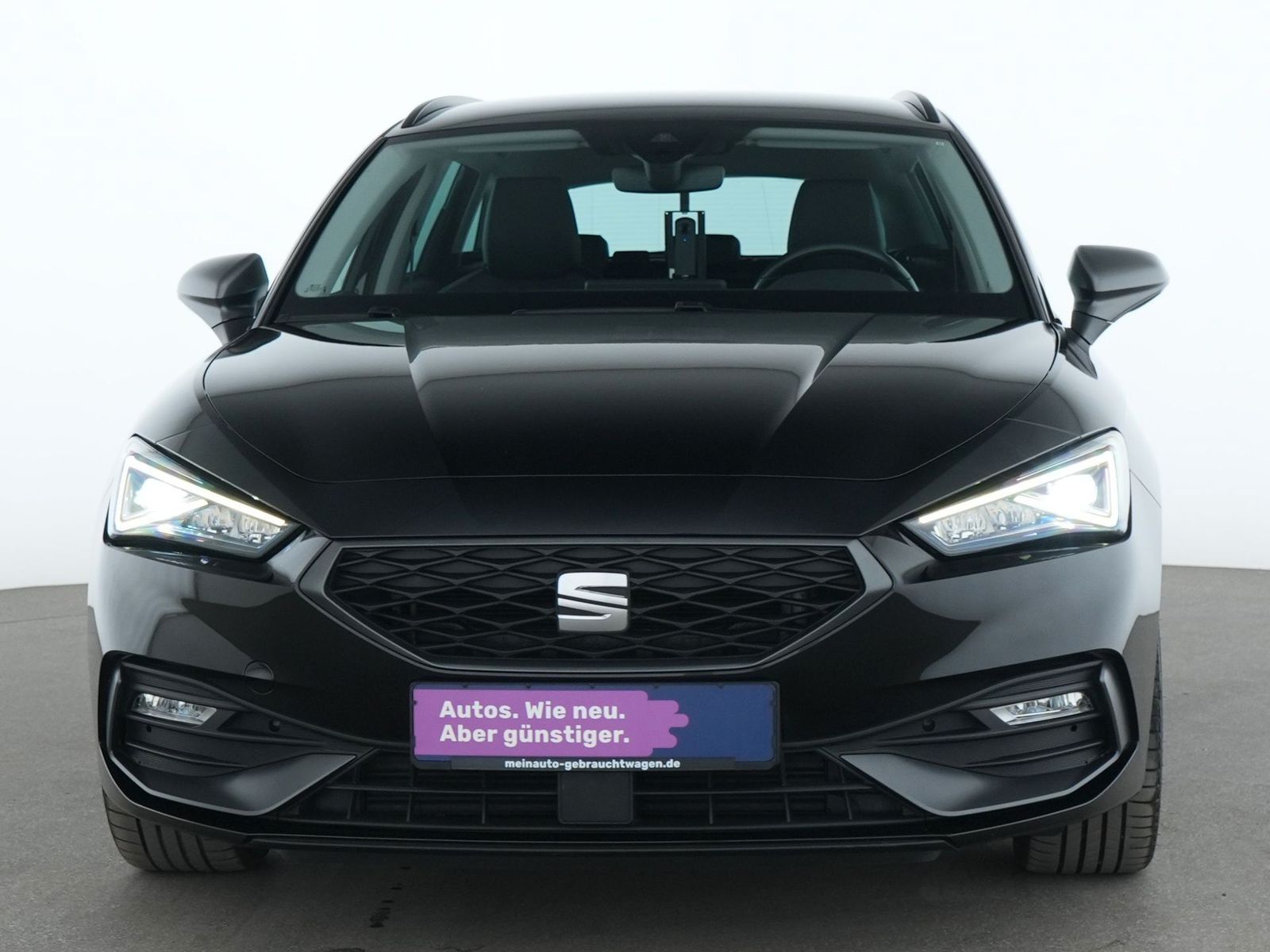 SEAT Leon 2021 г. Чёрный, пробег 50305 км