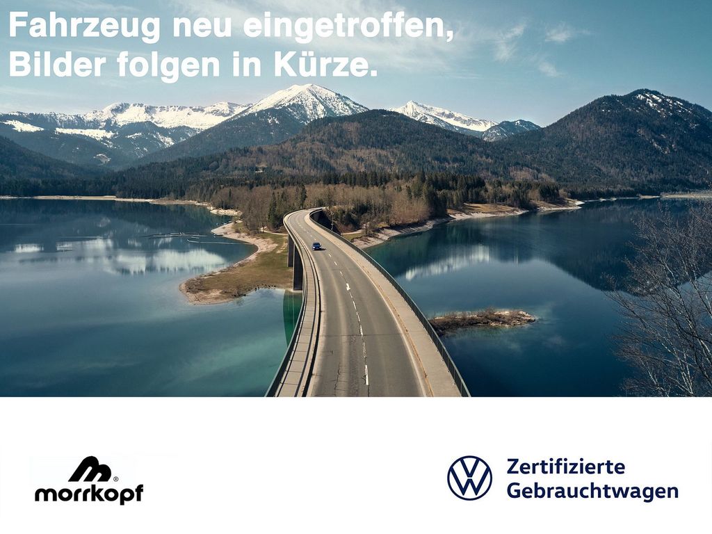 Volkswagen Golf 2025 г. Синий, пробег 1600 км