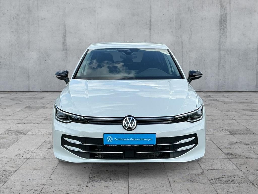 Volkswagen Golf 2025 г. Белый, пробег 24122 км