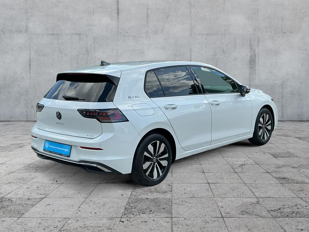 Volkswagen Golf 2025 г. Белый, пробег 24122 км