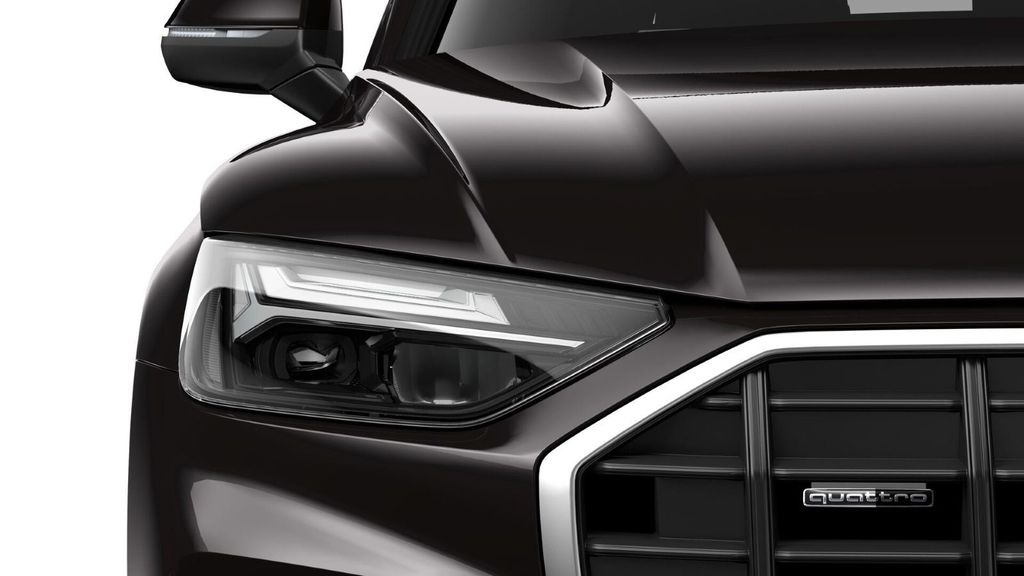 Audi Q5 2022 г. Чёрный, пробег 55996 км