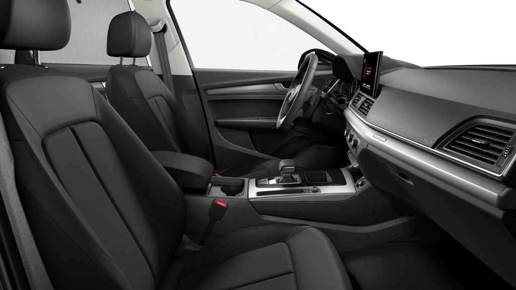 Audi Q5 2022 г. Чёрный, пробег 55996 км