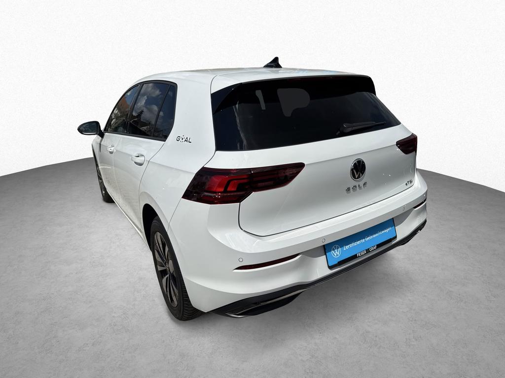 Volkswagen Golf 2025 г. Белый, пробег 13500 км