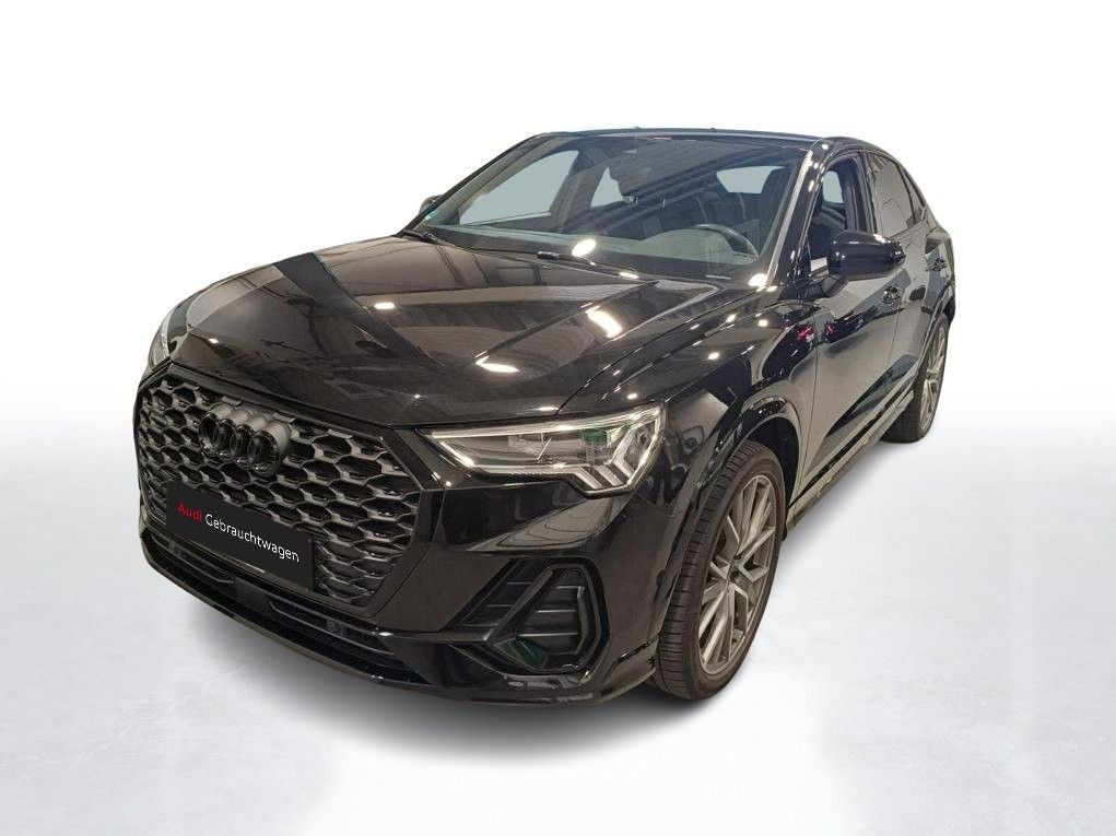 Audi Q3 2022 г. Чёрный, пробег 38333 км