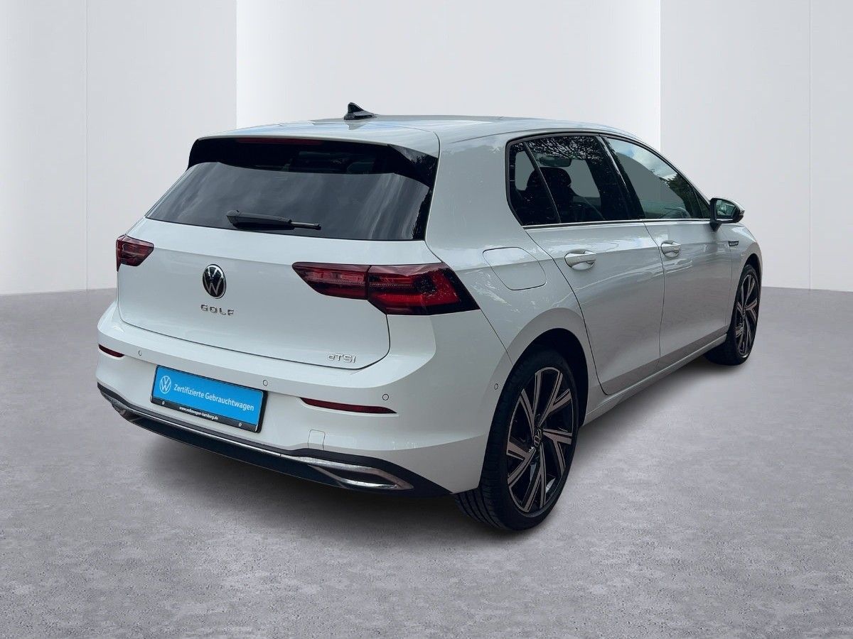 Volkswagen Golf 2022 г. Белый, пробег 39781 км