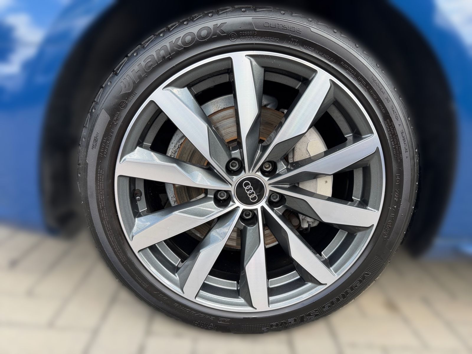 Audi A4 2023 г. Синий, пробег 38004 км
