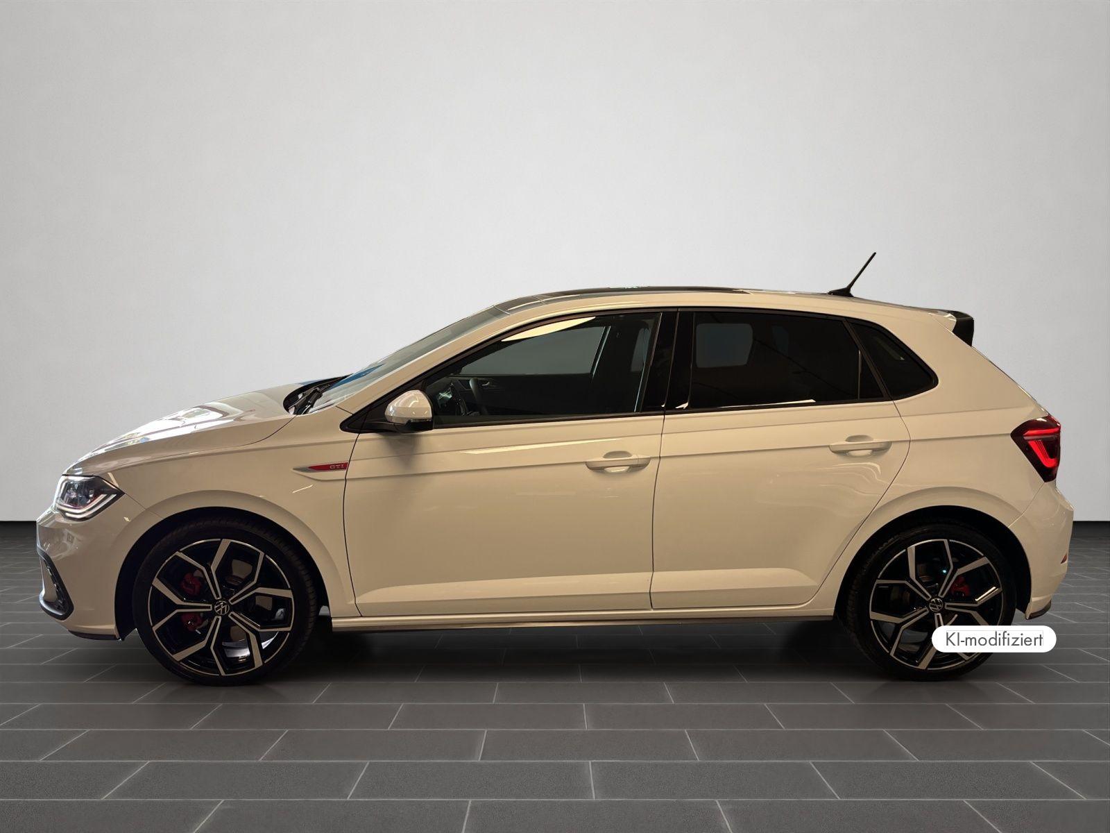 Volkswagen Polo 2023 г. Белый, пробег 52909 км