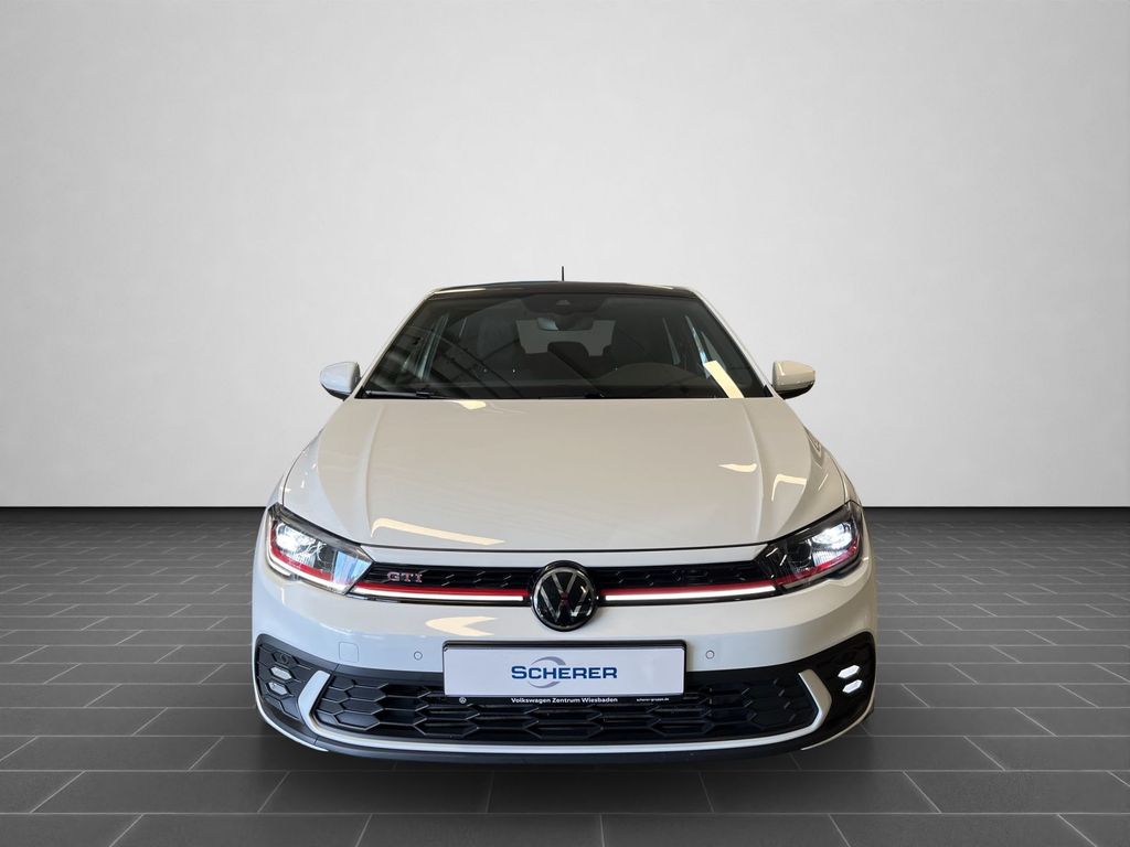 Volkswagen Polo 2023 г. Белый, пробег 52909 км