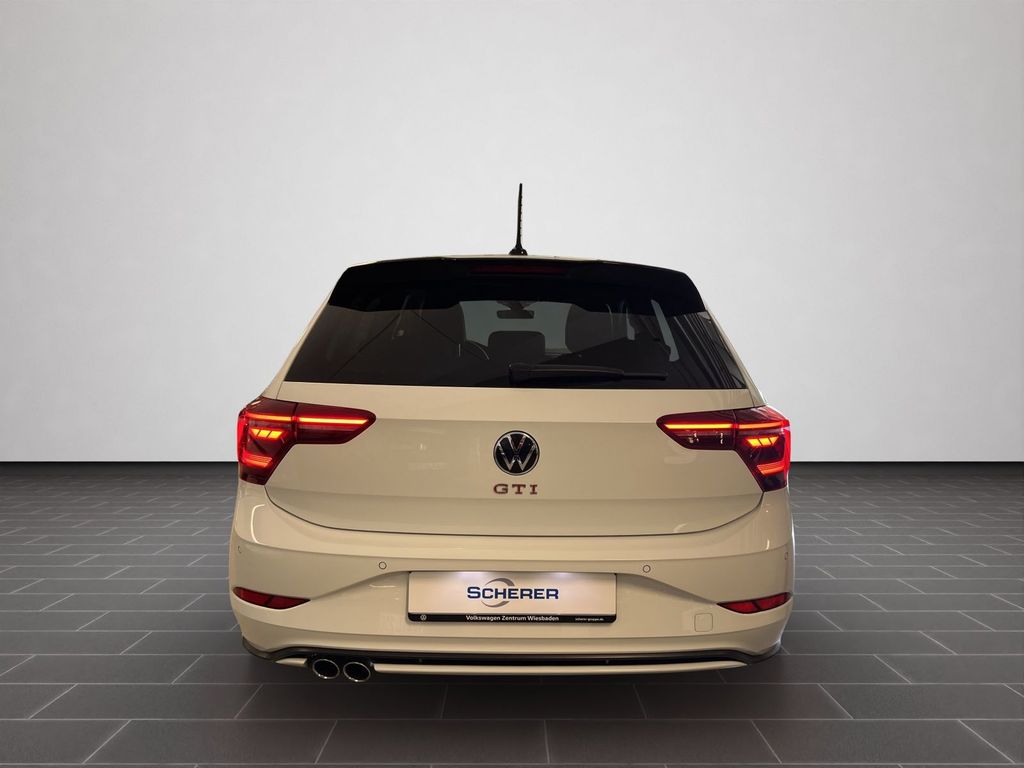 Volkswagen Polo 2023 г. Белый, пробег 52909 км