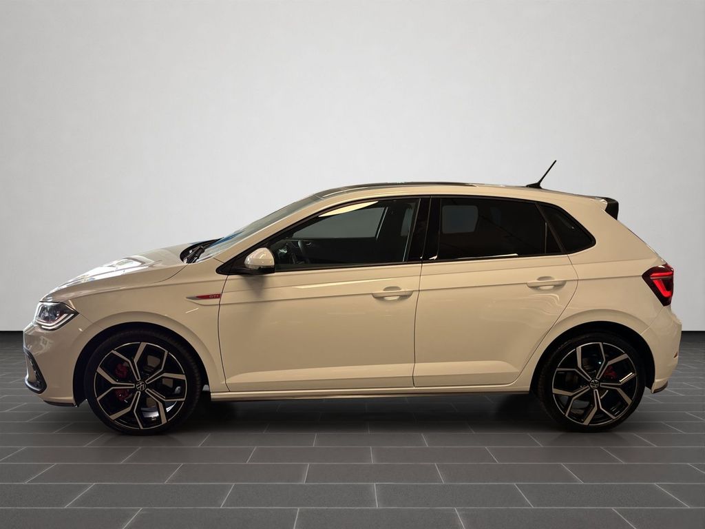 Volkswagen Polo 2023 г. Белый, пробег 52909 км