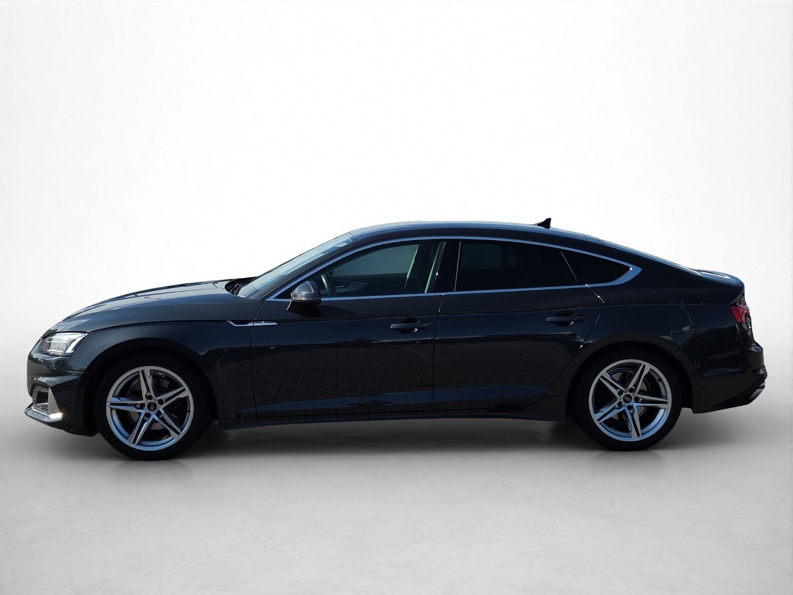Audi A5 2023 г. Серый, пробег 56396 км