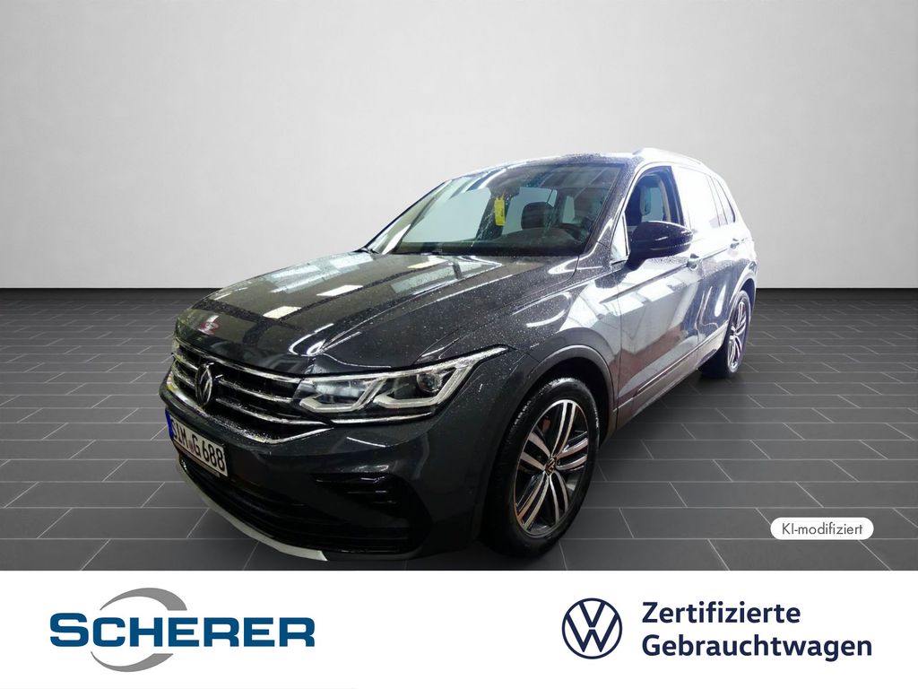 Volkswagen Tiguan 2023 г. Серый, пробег 42157 км