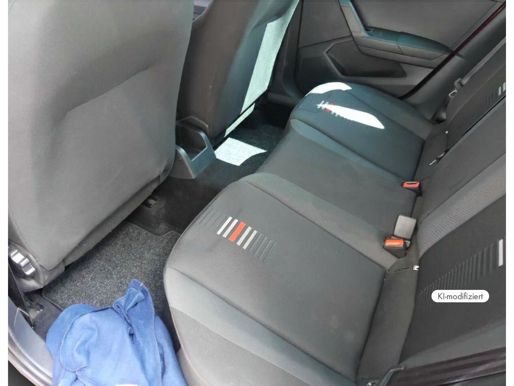 SEAT Arona 2022 г. Красный, пробег 50593 км