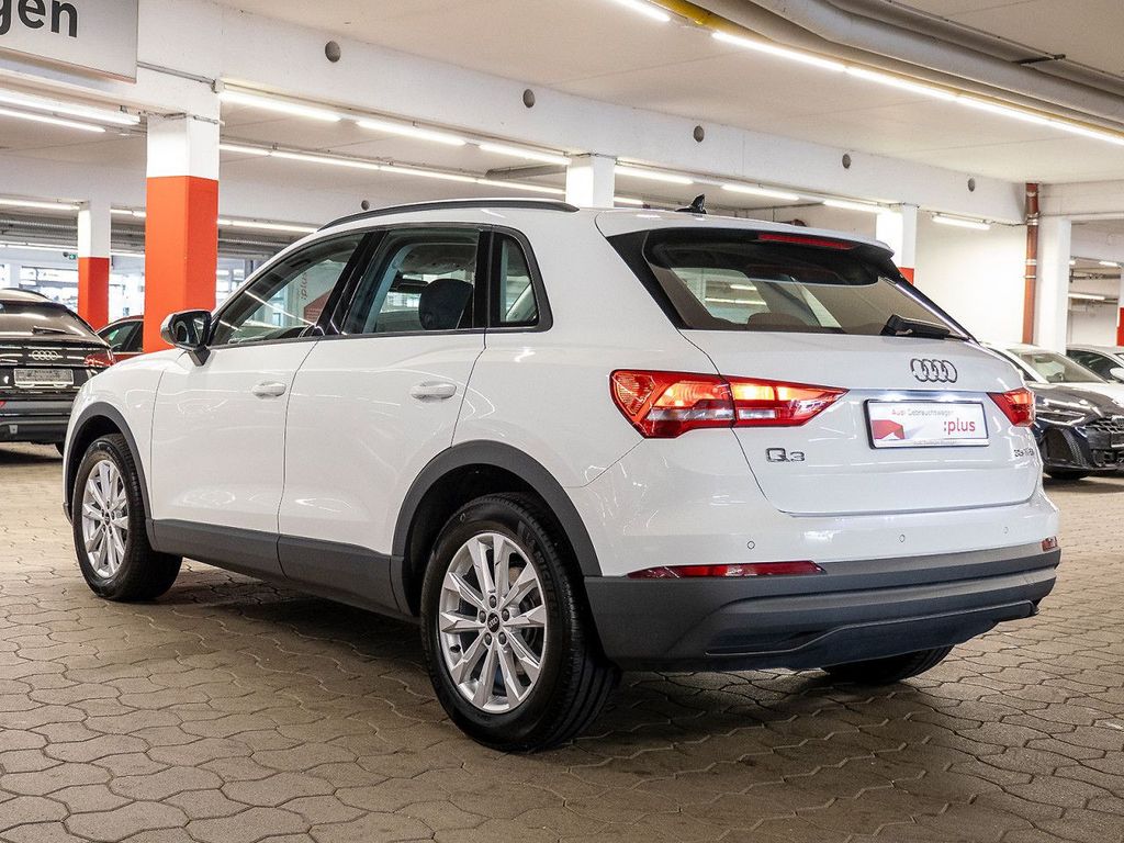 Audi Q3 2024 г. Белый, пробег 40519 км