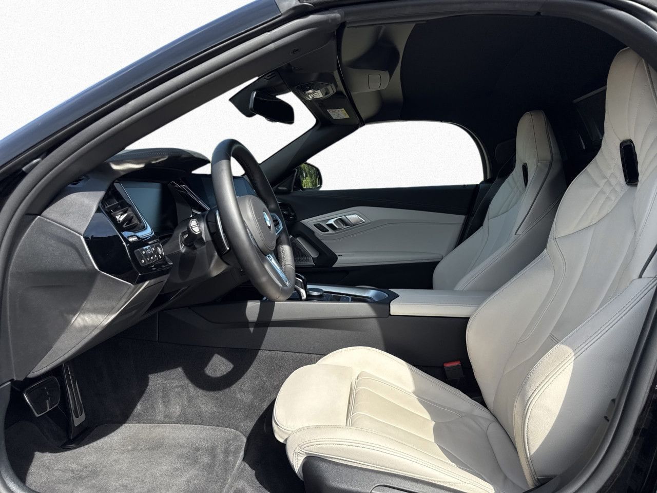 BMW Z4 2025 г. Чёрный, пробег 14173 км
