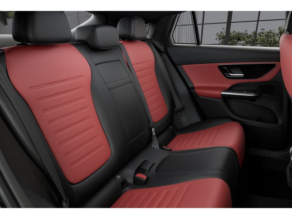 Mercedes-Benz GLC 220 2024 г. Серый, пробег 24287 км