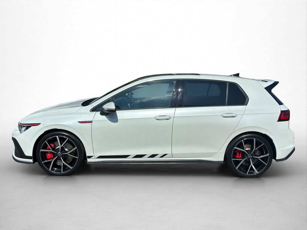 Volkswagen Golf 2022 г. Белый, пробег 47024 км
