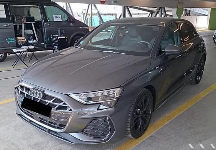 Audi A3 2025 г. Серый, пробег 40300 км