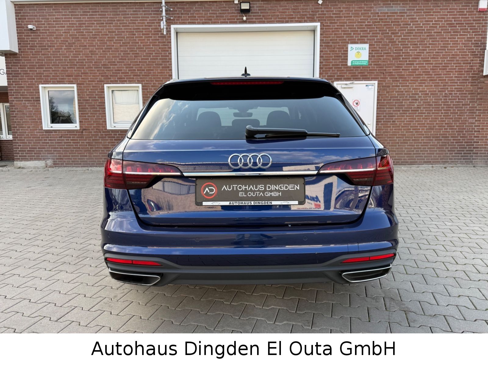 Audi A4 2023 г. Синий, пробег 46000 км
