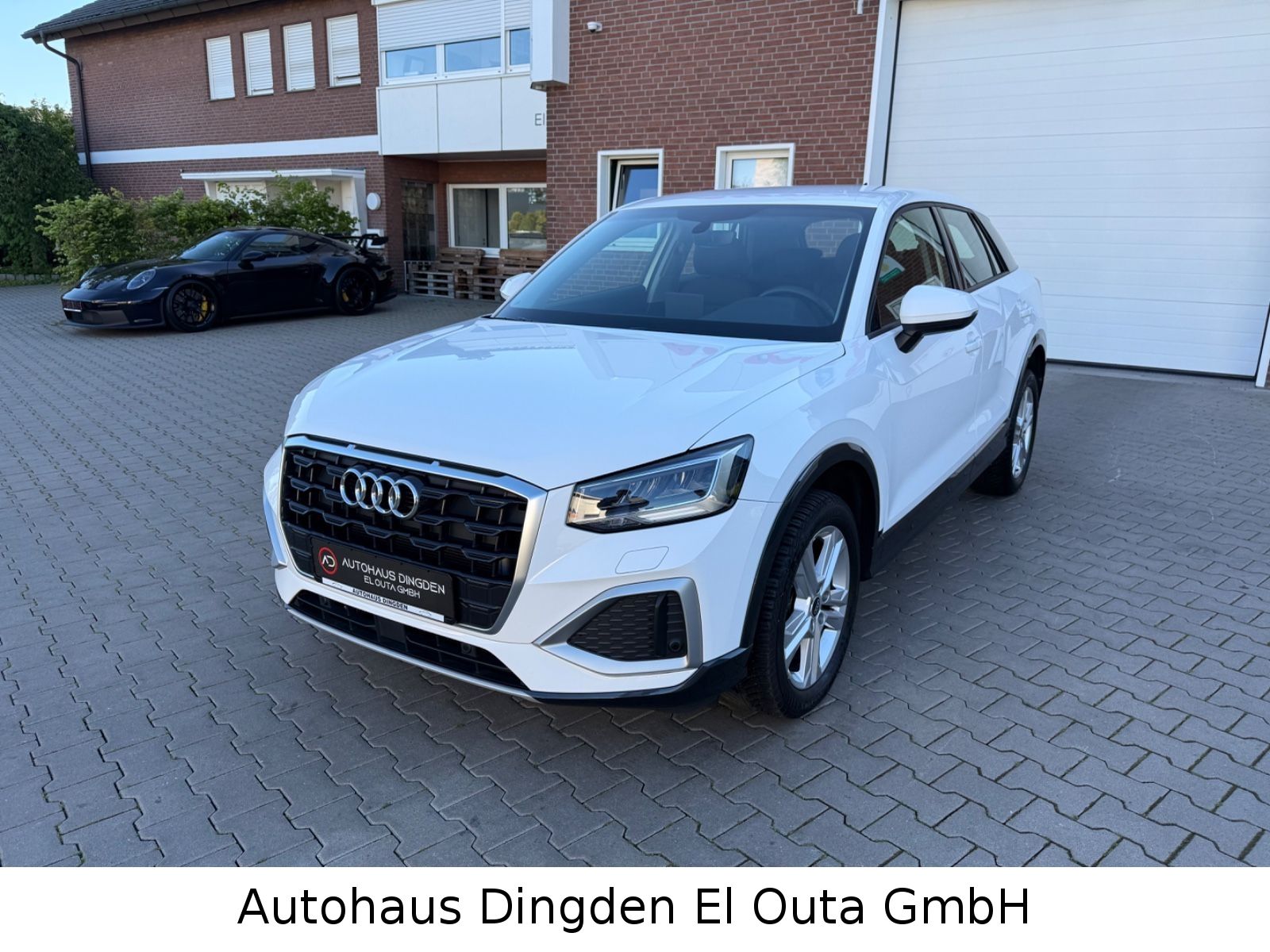 Audi Q2 2023 г. Белый, пробег 46000 км