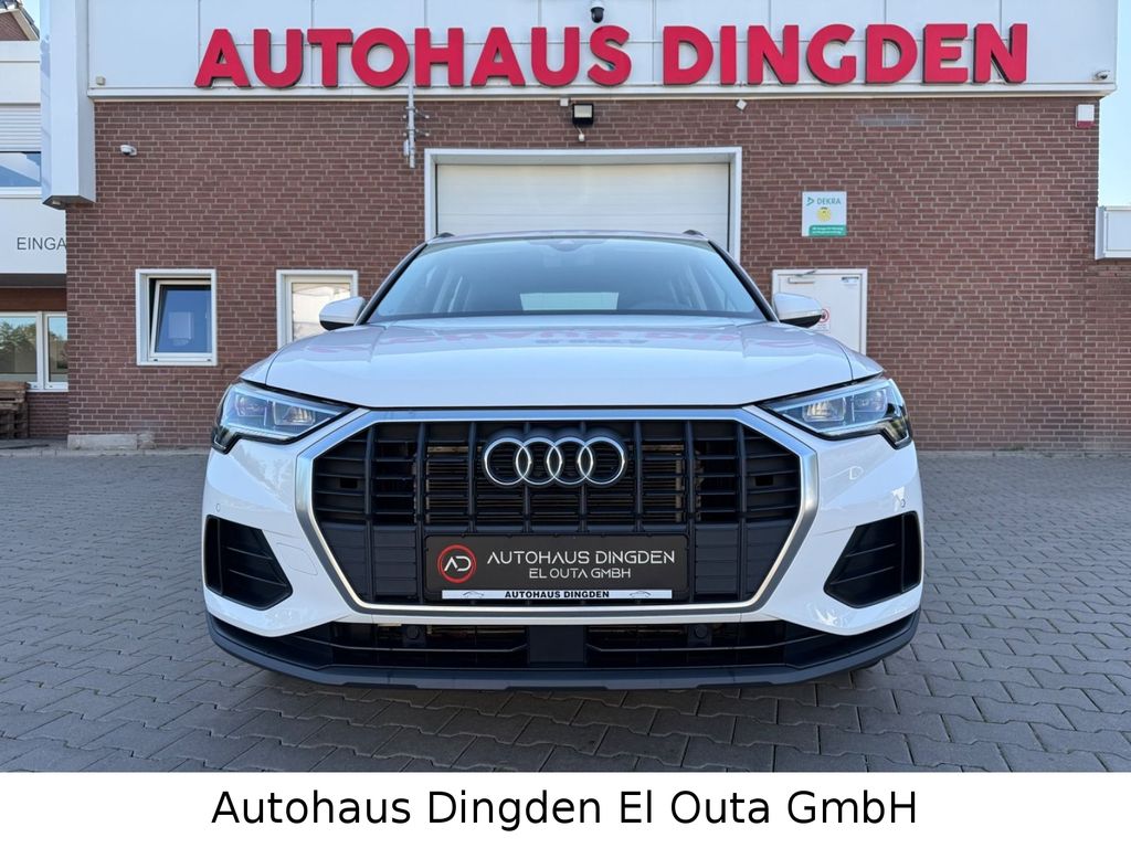 Audi Q3 2023 г. Белый, пробег 33000 км