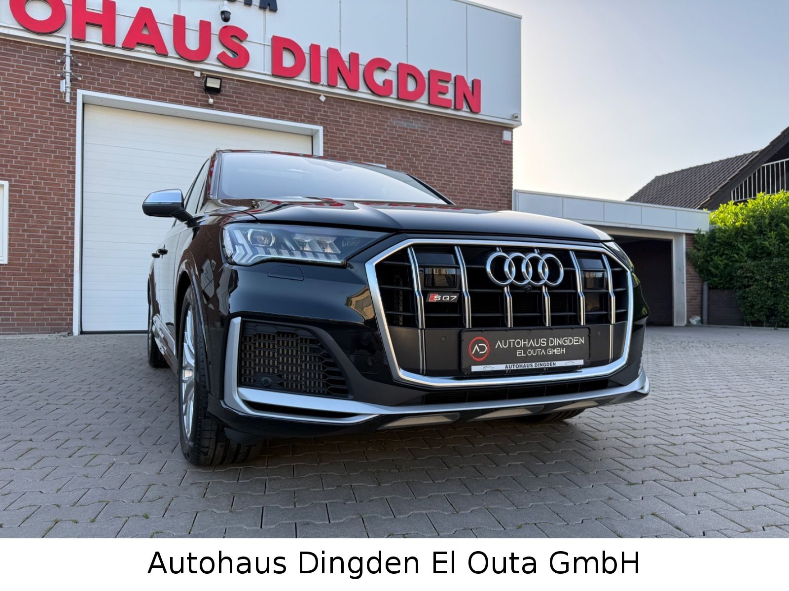Audi SQ7 2022 г. Чёрный, пробег 40000 км