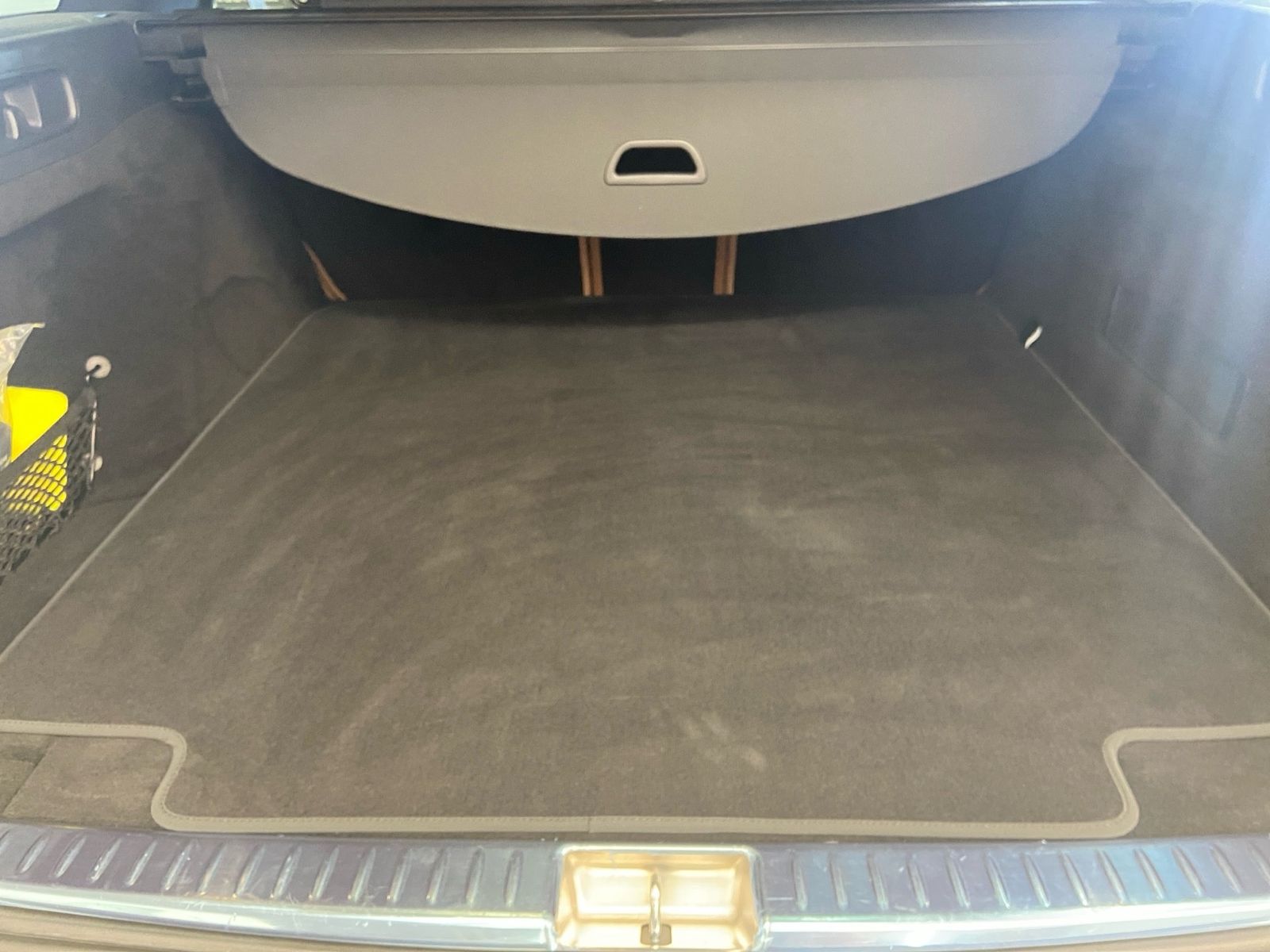 Mercedes-Benz E 220 2025 г. Серый, пробег 48161 км