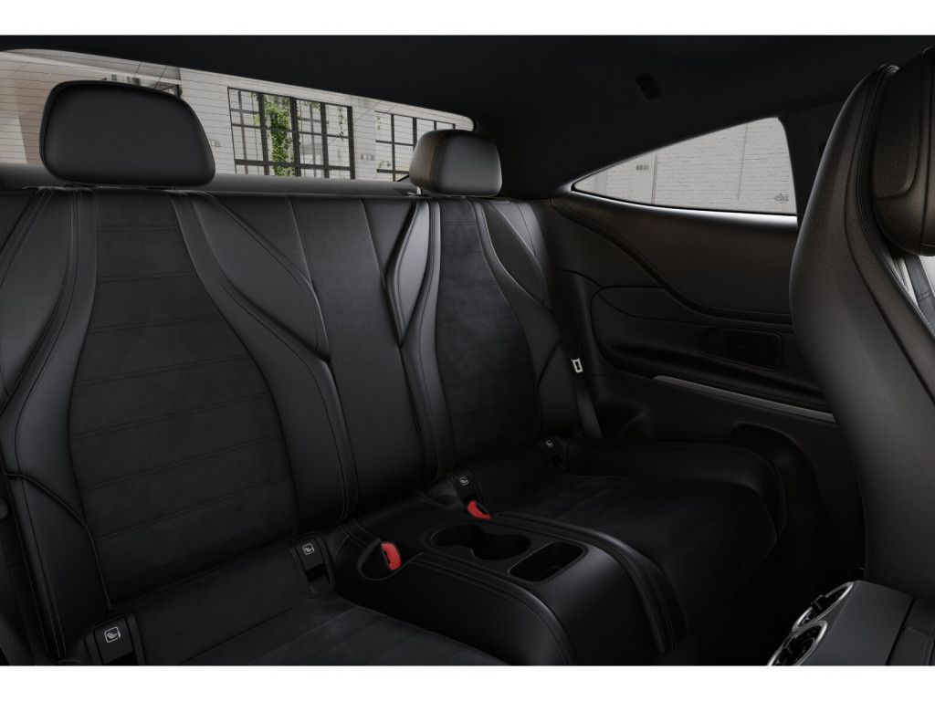 Mercedes-Benz CLE 200 2025 г. Чёрный, пробег 13724 км