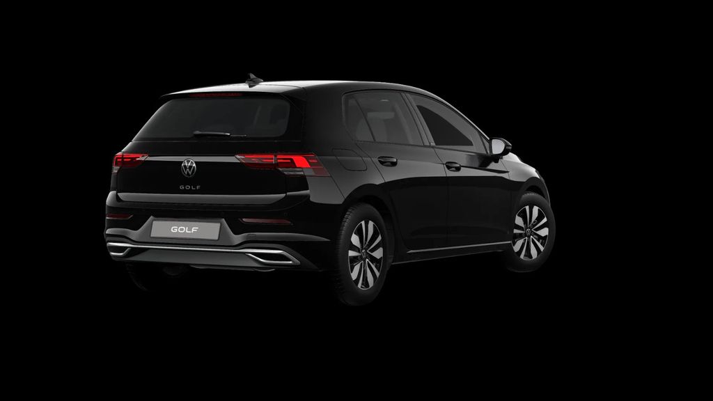Volkswagen Golf 2023 г. Чёрный, пробег 30000 км