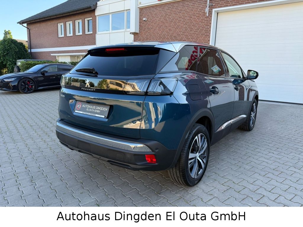 Peugeot 3008 2023 г. Синий, пробег 58000 км