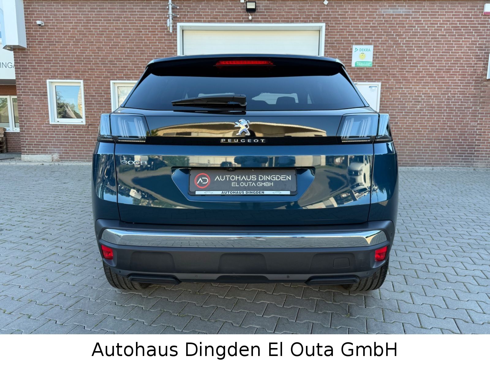 Peugeot 3008 2023 г. Синий, пробег 58000 км