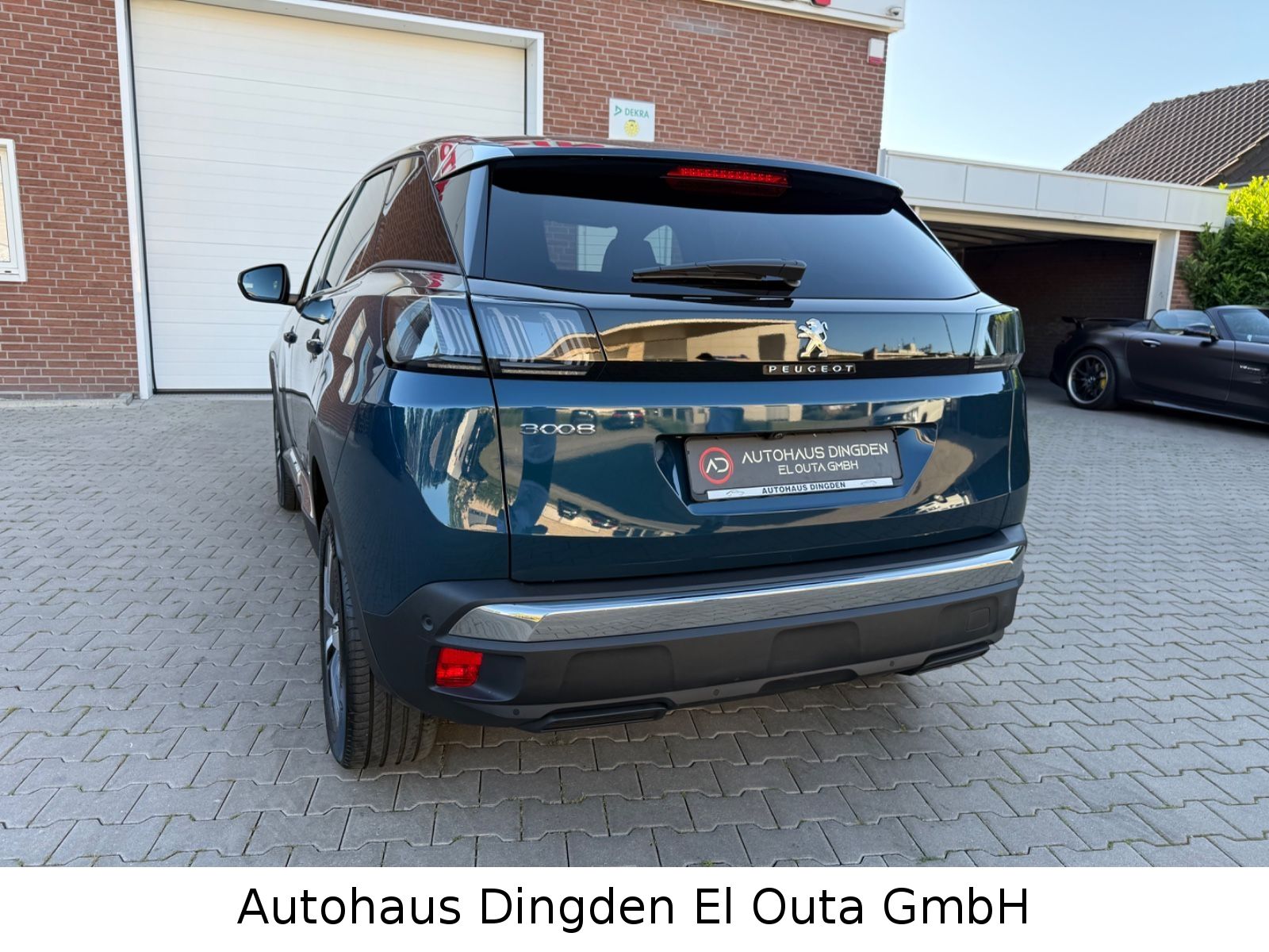 Peugeot 3008 2023 г. Синий, пробег 58000 км