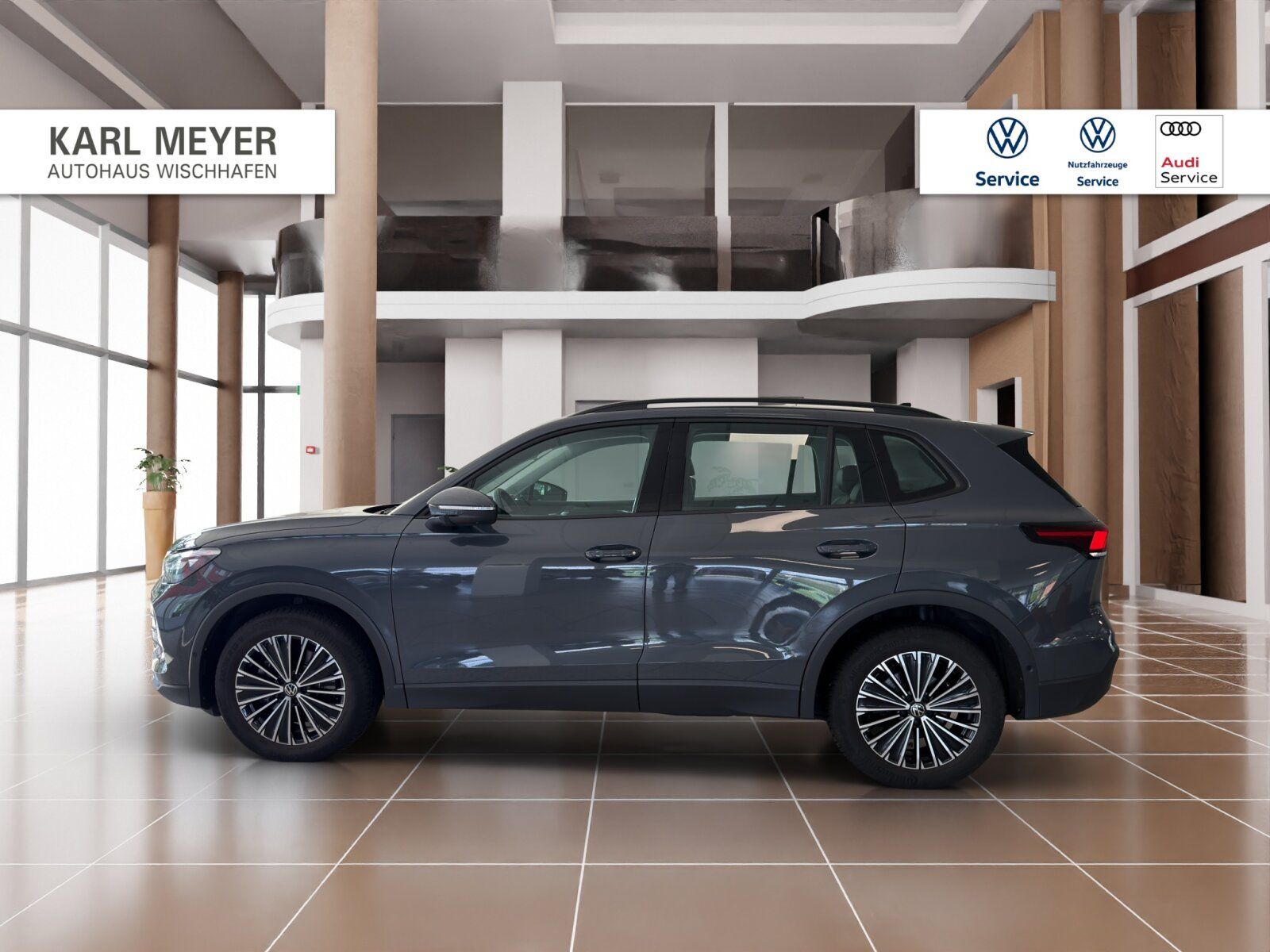 Volkswagen Tiguan 2024 г. Серый, пробег 55400 км