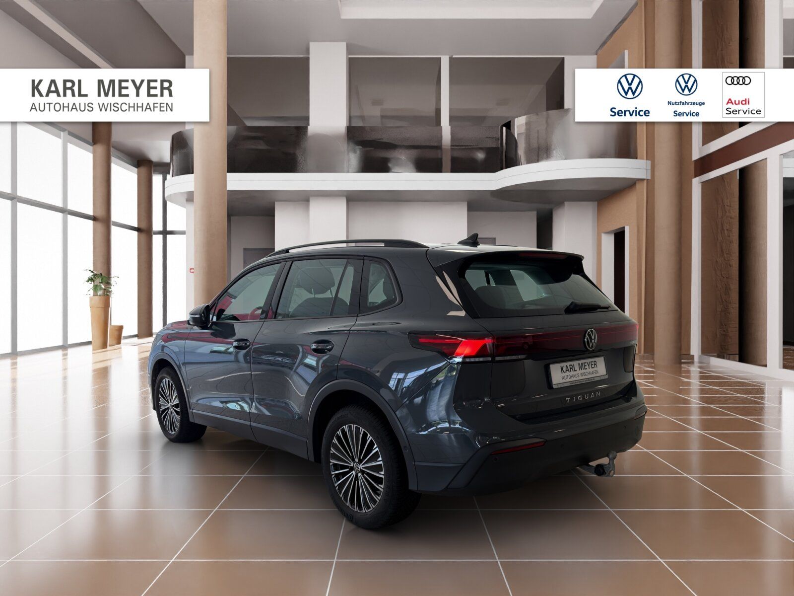 Volkswagen Tiguan 2024 г. Серый, пробег 55400 км