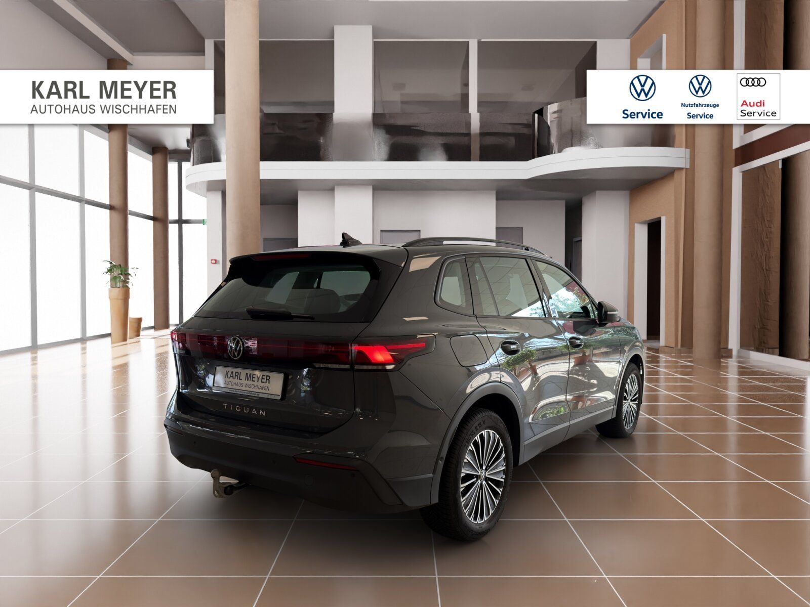 Volkswagen Tiguan 2024 г. Серый, пробег 55400 км