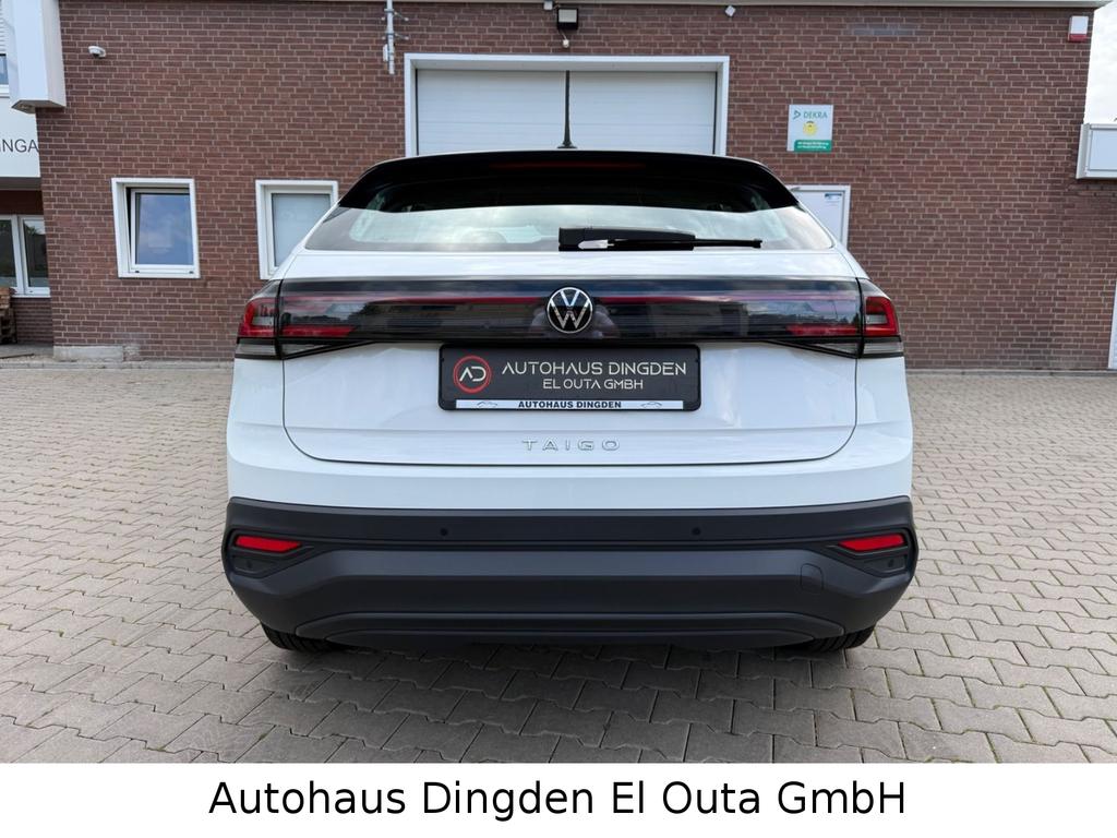 Volkswagen Taigo 2022 г. Белый, пробег 33000 км