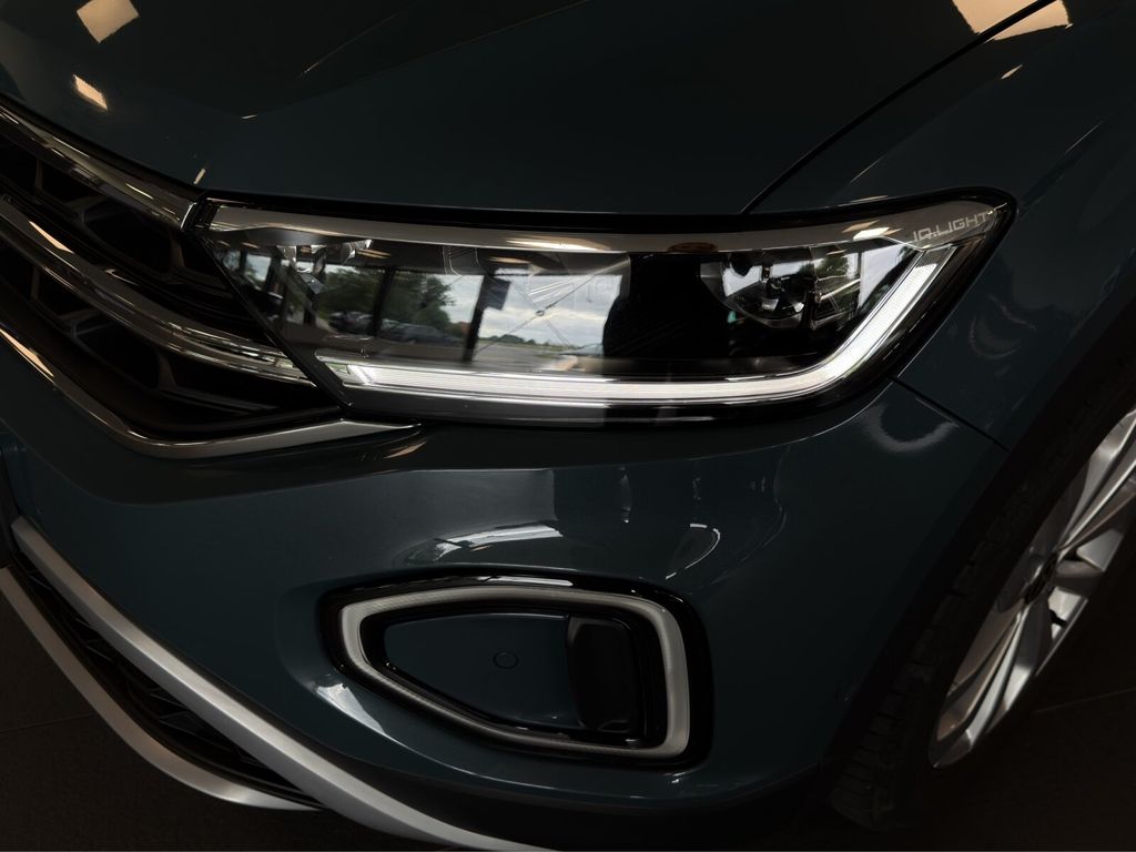 Volkswagen T-Roc 2022 г. Синий, пробег 39884 км