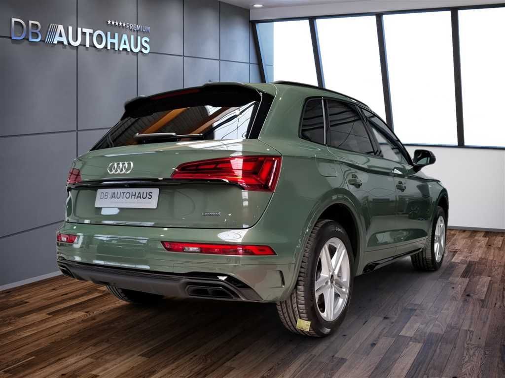 Audi Q5 2023 г. Зелёный, пробег 51882 км