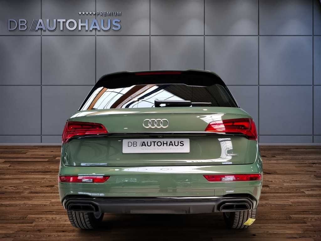 Audi Q5 2023 г. Зелёный, пробег 51882 км
