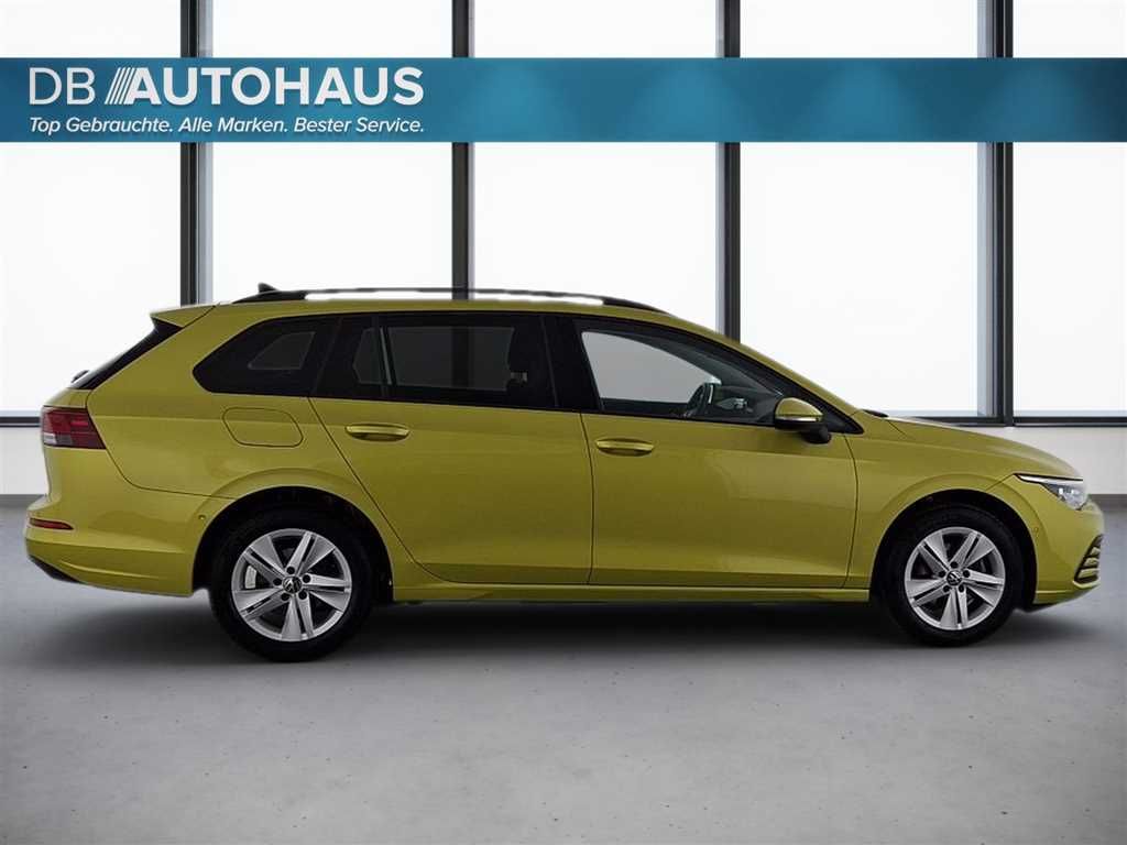 Volkswagen Golf 2024 г. Жёлтый, пробег 53414 км